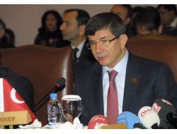 Davutoğlu, D-8 Zirvesi Dışişleri Bakanları Toplantısına Katıldı