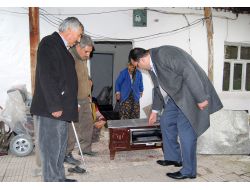 Sındırgı Belediyesi 400 Adet Soba Dağıttı