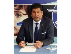 Demirspor'dan Taraftara Teşekkür