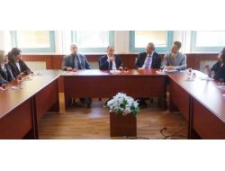 Omü Rektörü Akan: Dışarıdan Gelen Sosyolog Sizi Anlamaz