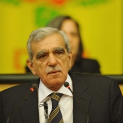 "Kapatma Sorunu Çözmez; Mücadelemiz Sürecek!"