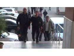 Mersin'de Polise Molotof Bombası Attığı İddia Edilen 5 Kişi Tutuklandı