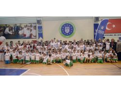 Masa Tenisi Yıldızları Bursa'da Yetişecek