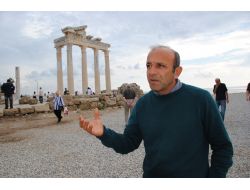 Apollon Tapınağı'nın Kurtarılması İçin Bakan Günay'dan Yardım İstendi