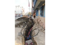 Mustafakemalpaşa'da Elektrik Hatları Yer Altına Alınıyor