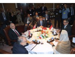 Davutoğlu, D-8 Toplantısına Katıldı!