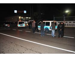 Yurtta Kalan Öğrencileri Dövmek İsteyen Mlkp’lilere Polis Engel Oldu