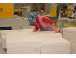 Ellerinin Hamuruyla Erkek İşine Karışan Hanımlar, Mermer Ustası Oldu