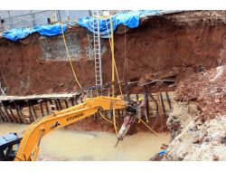 Otel İnşaatında Göçük: 2 İşçi Yaralandı