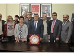 Chp Mersin İl Başkanı Faruk Akar'a Hoşgörü Plaketi