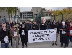 Maskeli Eylemciler Yök Binasına Girmek İsteyince Arbede Çıktı