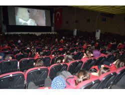 Lise Öğrencilerinin Sinema Keyfi