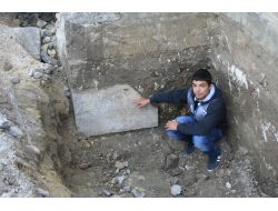 Tarsus’ta Medrese Restorasyonunda Roma Dönemine Ait Kitabe Bulundu