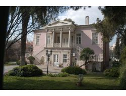 İzmir'de Tarihi Evlere 900 Bin Liralık Destek