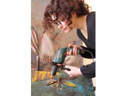 Öykülerine Resim Yapan Ressam