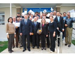 Seferihisar'ın Mavi Bayrak'lı Mandalina Bahçesi Sahipleri Sertifika Aldı