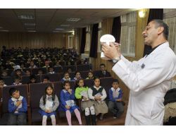 Yenimahalle’de Minikler Diş Taramasından Geçiriliyor