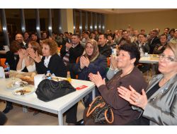 Gökmen, Türküleriyle Öğretmenlere Moral Verdi