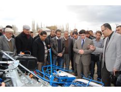 Yüksekovalı Çiftçilere Makine Ve Ekipman Desteği