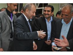 Hakkari'de Polis Bin Kişiye Aşure Dağıttı