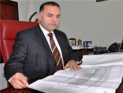 Bitlis Belediyesi, Ahlat Ve Mutki'ye Çöp Kamyonu Hibe Etti