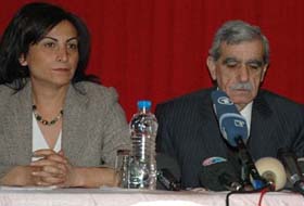 DTP'nin kapatılması dünya medyasında..