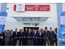 Tribünün Âtıl Bekleyen Alt Kısmı Spor Salonlarına Çevrildi