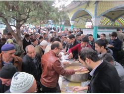 Kardelen’den Vatandaşa Aşure İkramı