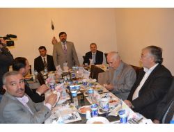 Diyanet Sen Temsilciliği’nden Kuran Öğreticilerine Yemek