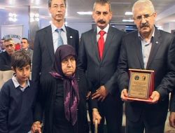 Öldürülen Sevilay Öğretmen, Yılın Öğretmeni Seçildi