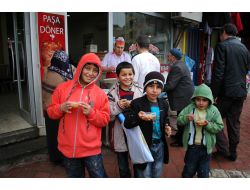 Suşehrili Esnaflar Aşure Dağıttı