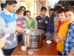 Simav'da Öğretmenler Günü Aşureyle Kutlandı