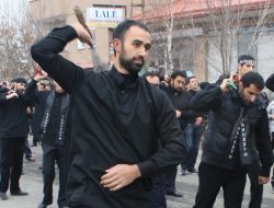 Kars'ta Kerbela Şehitleri İçin Matem Tuttular