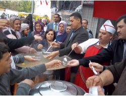 Ergiad, 8 Bin Kişiye Aşure Dağıttı