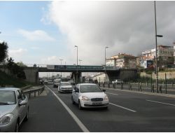 E5'i Daraltan Köprü Yeniden İnşa Edilecek