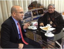 Bakanla Oturduğuna Eşini İnandıramadı; ''Gerçekten Maliye Bakanı Mısınız?"