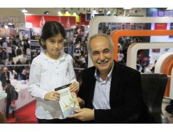 Nevzat Bayhan Okurlarıyla Buluştu