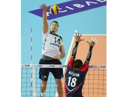 Fenerbahçe Grundig: 3 - Greenwich Saat Ted Kolejliler: 0