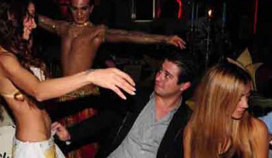 Küçük Ağa'ya doğum günü süprizi