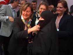 Chp İkinci Çarşaf Açılımını İzmir'de Yaptı