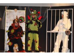 Zambak Çocuk Tiyatrosu Yeni Oyunla Türkiye Turunda