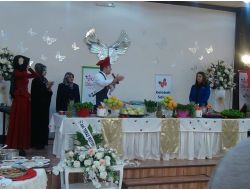 Kırşehirli Hamınlar, Oktay Usta Hakemliğinde En Güzel Aşure İçin Yarıştı