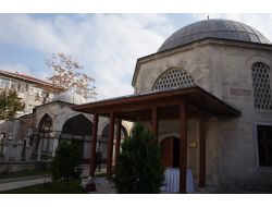 Sadrazam Bayrampaşa Külliyesi Ve Türbesi Ziyarete Açıldı