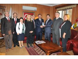 Büyük Anadolu Birliği'nden Başkan Demirel’e Plaket