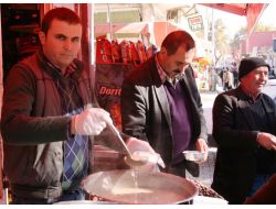 Gülnar'da Aşure İkramı İlgi Gördü