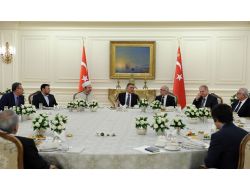 Cumhurbaşkanı Gül, Muharrem Ayı Dolayısıyla İftar Verdi