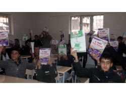 Okuma Salonlarına Giden Bin Öğrenciye Kitap Dağıtıldı