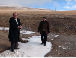 Ardahan'da Yüksek Kesimlere Kar Düştü