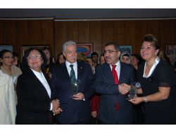 Aldırmaz Ve Çelikcan 'Kadın Dostu Başkan' Seçildi