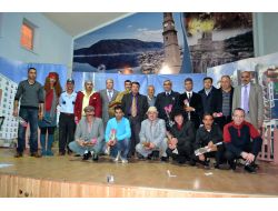 Tiyatrocu Mahkumlar, Moral Verdi